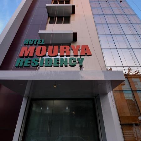 Hotel Mourya Residency Navi Mumbai Extérieur photo