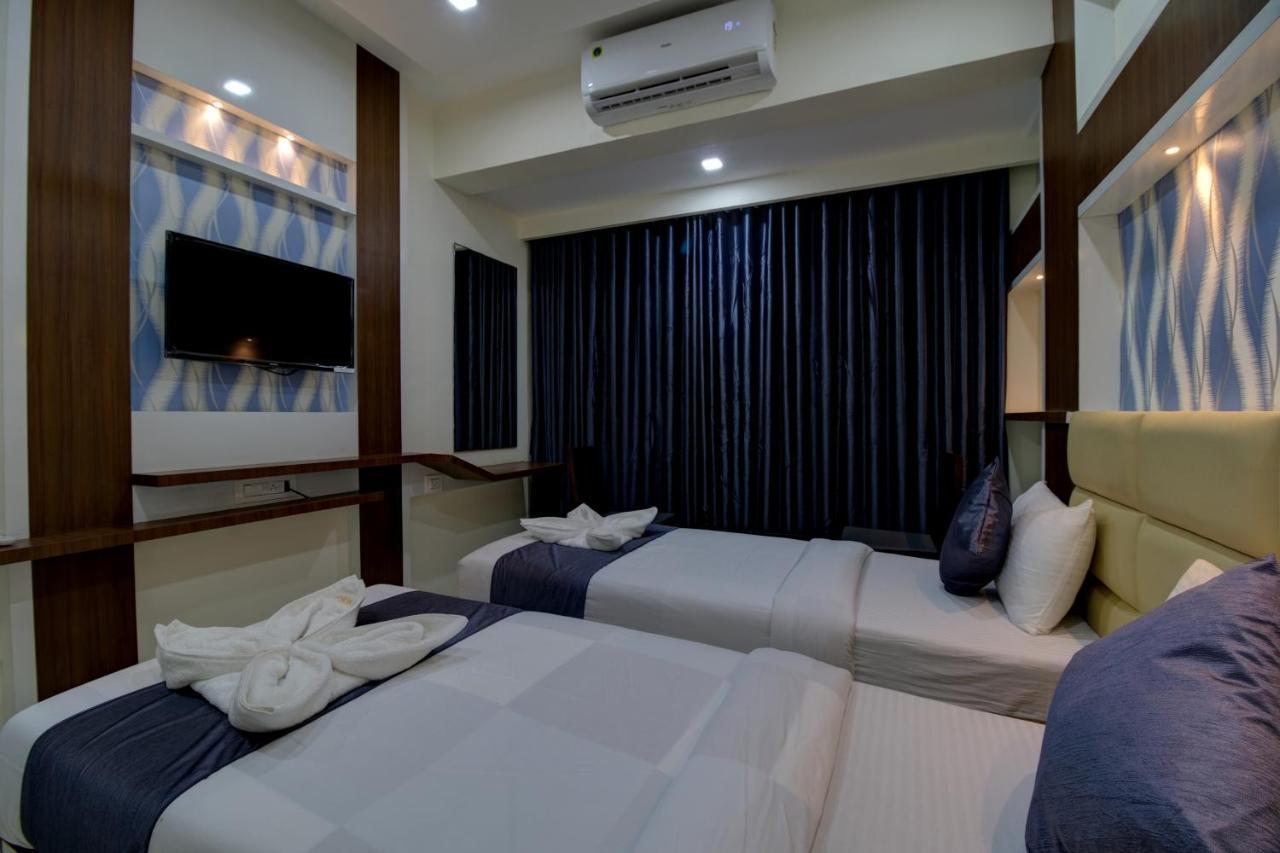Hotel Mourya Residency Navi Mumbai Extérieur photo