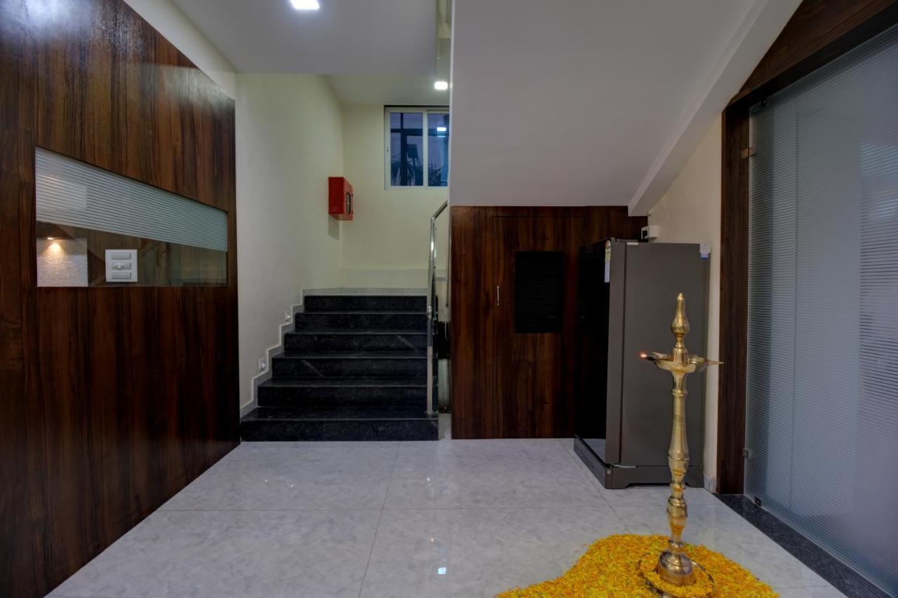 Hotel Mourya Residency Navi Mumbai Extérieur photo